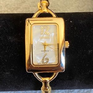 Bijoux Terner gold tone ladies watch